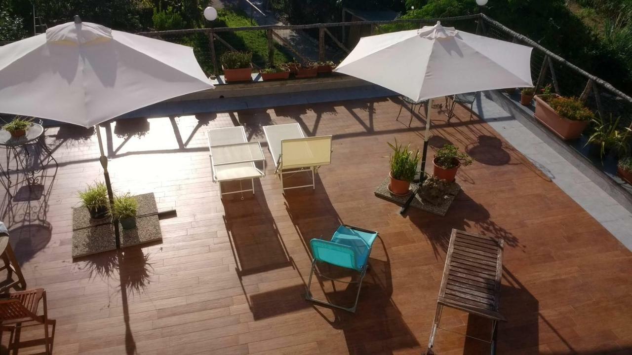 Casa Papaveri Rossi Finale Ligure Exterior photo